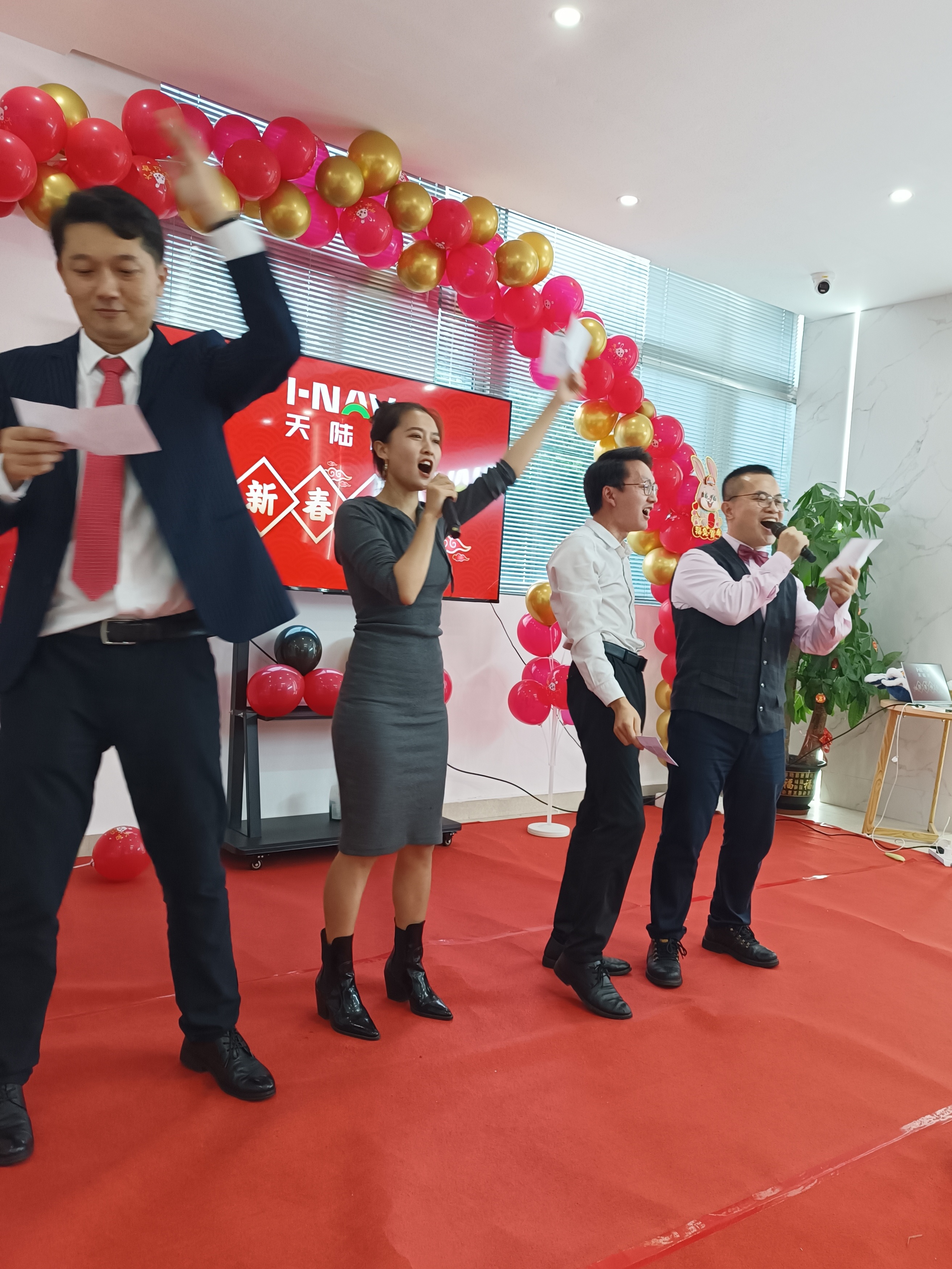 明天会更好.jpg